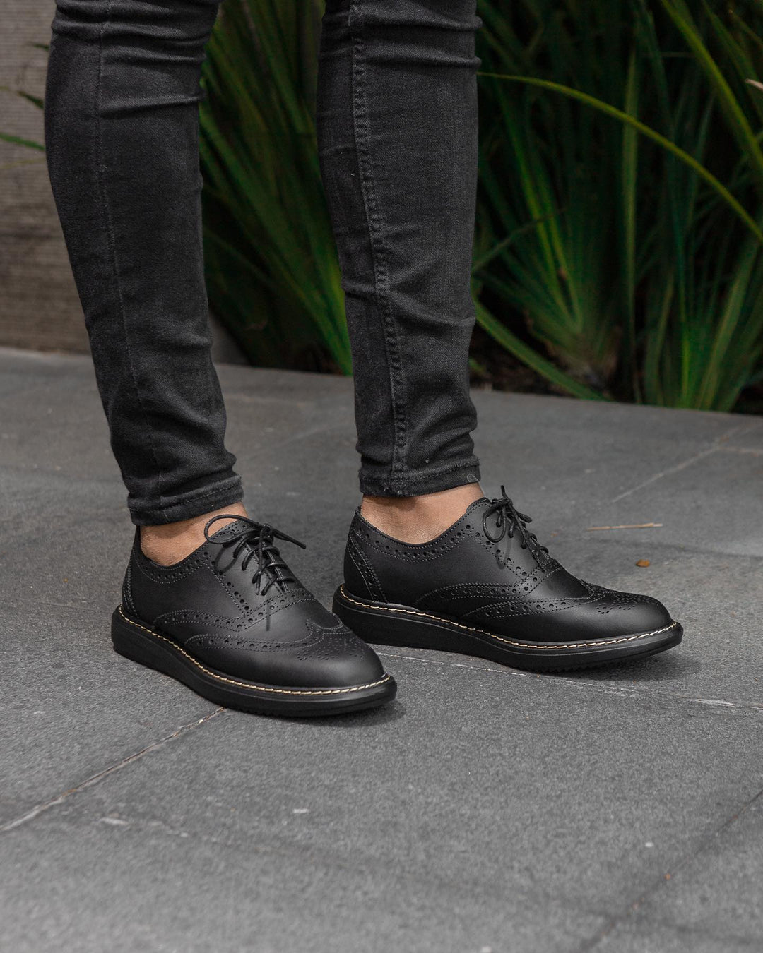 Wingtip Oxfords full brogue black leather