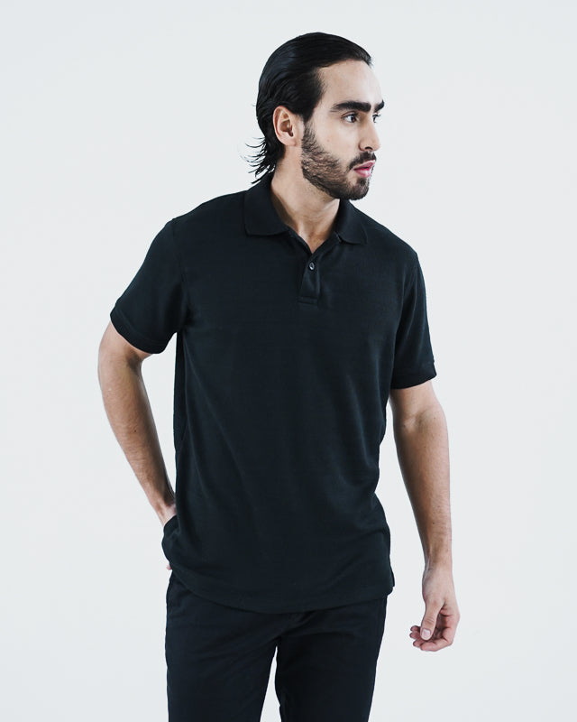 Camiseta polo manga corta negro texturizada