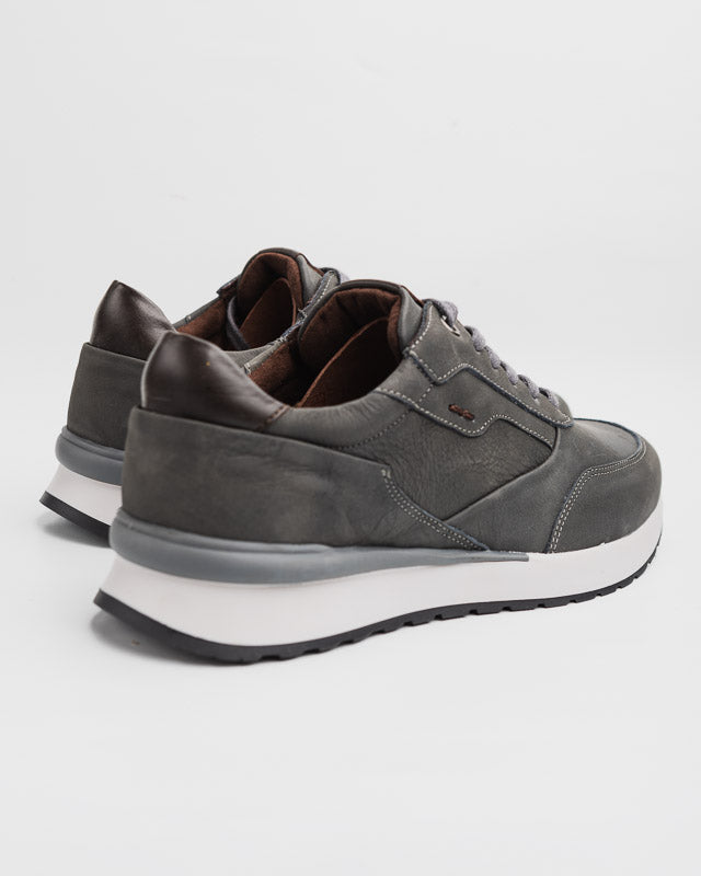 Casual shoe in authentic grey leather Guarionex SantoCacique™ 🇨🇴